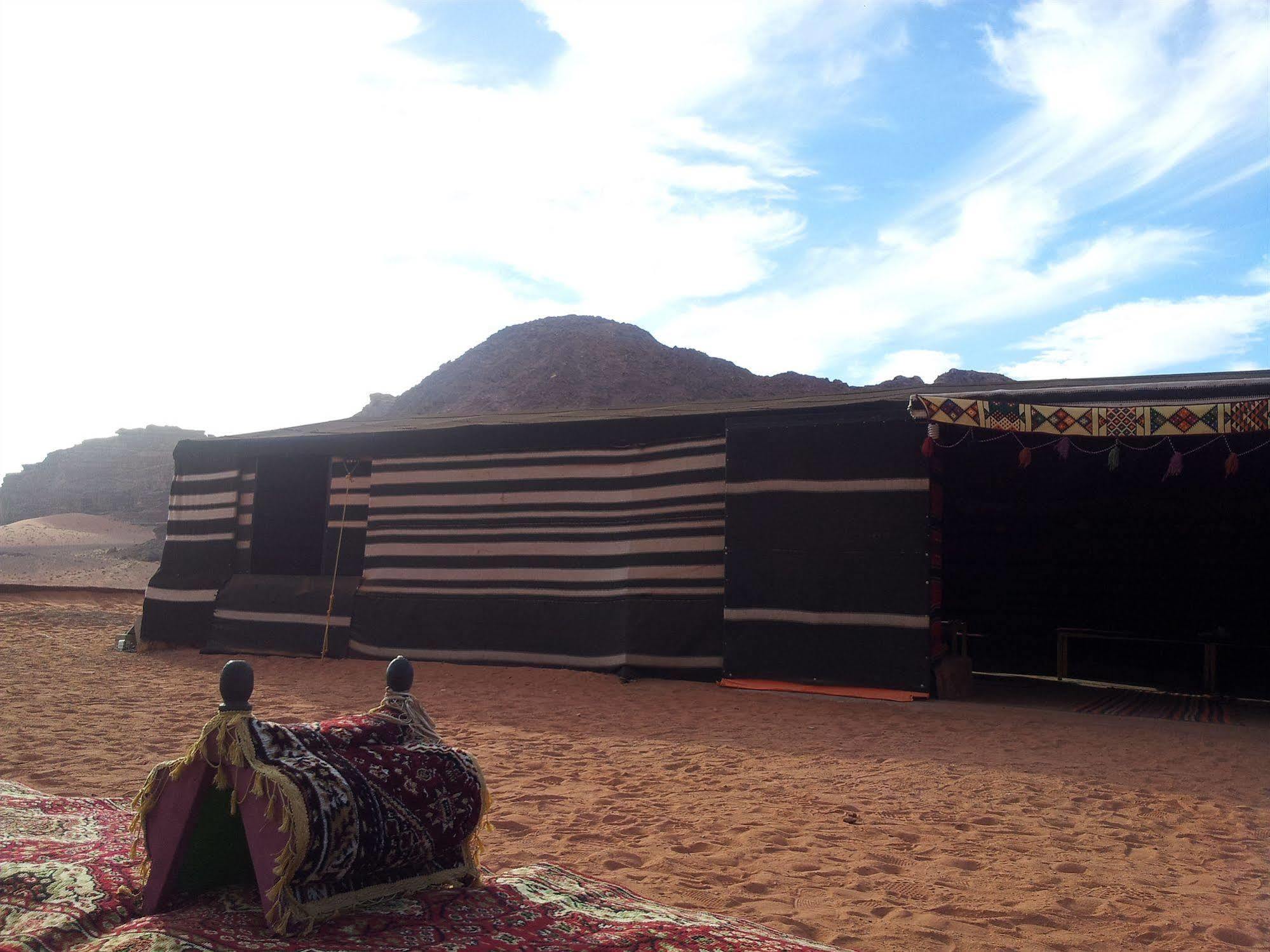Wadi Rum Caravan Camp Kültér fotó